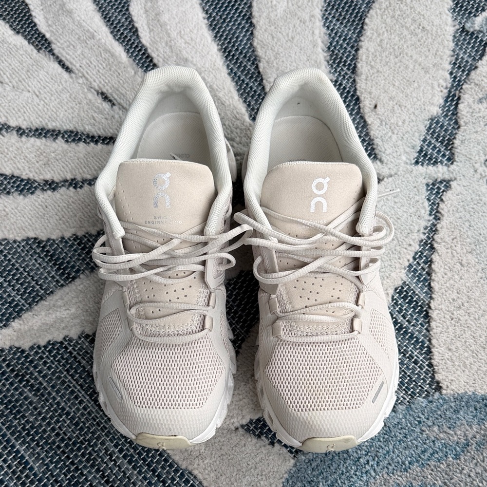 On Running Women's Beige Cloud X 5 - Picture 2 of 5